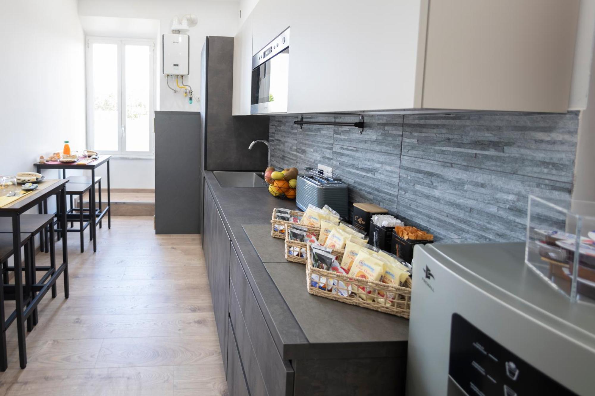 Trastevere New Luxury Rooms Рим Экстерьер фото