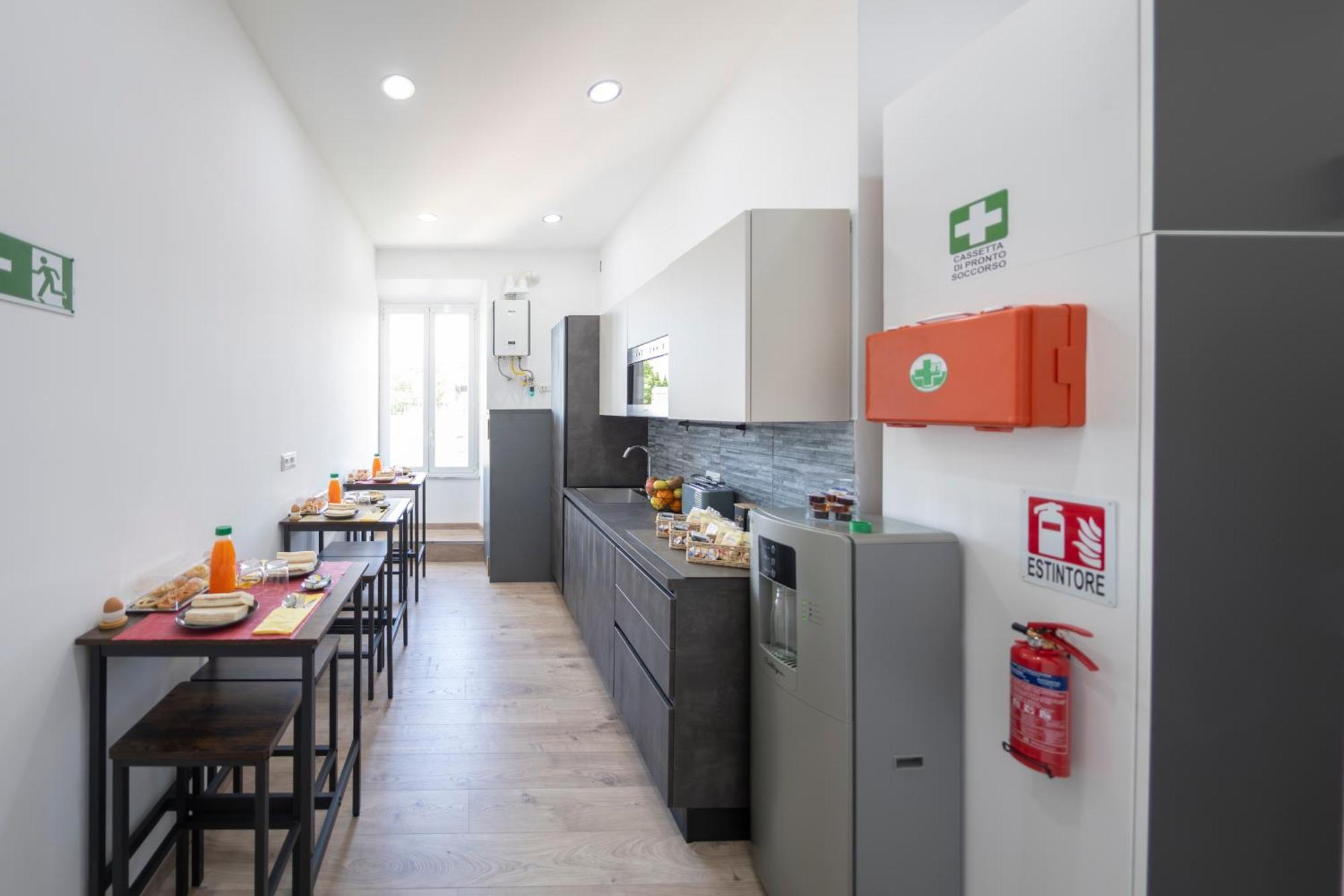 Trastevere New Luxury Rooms Рим Экстерьер фото